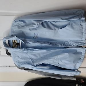 Rain jacket/ windbreaker